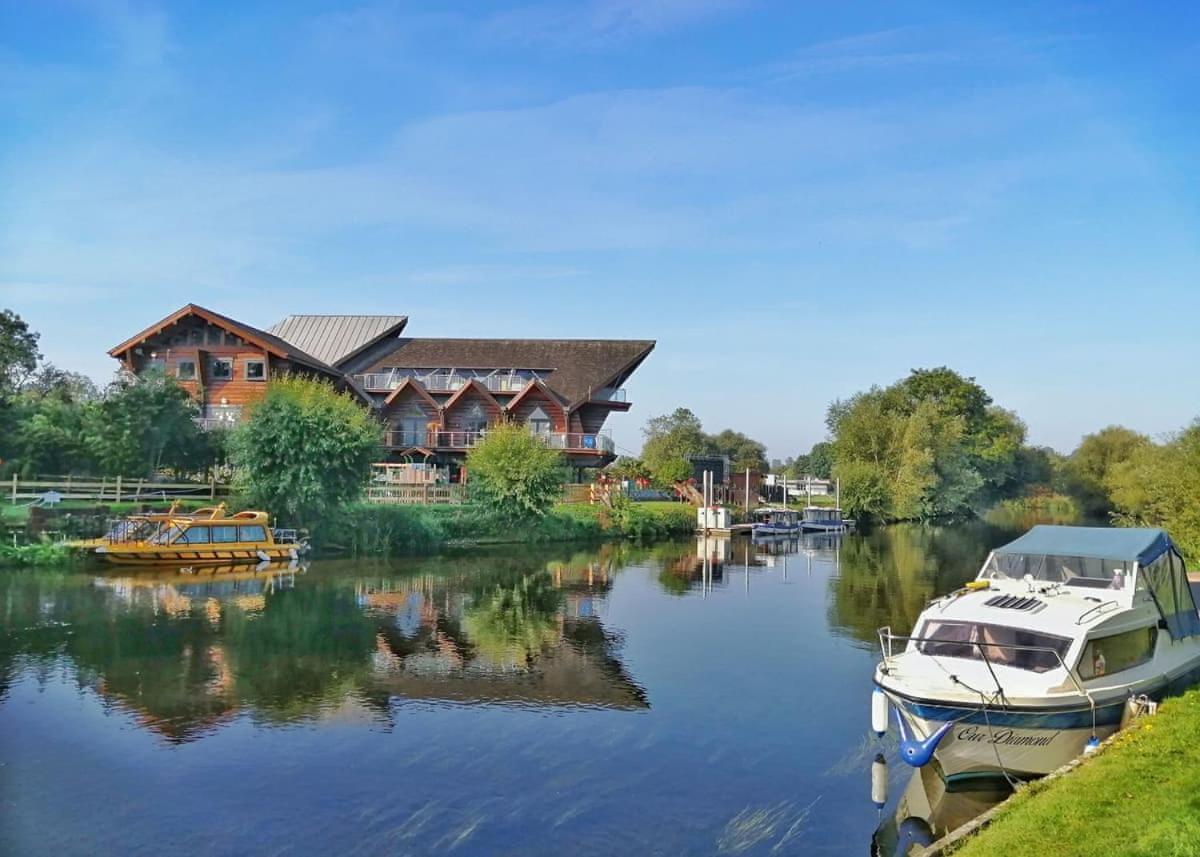 Riverside Park Stratford-upon-Avon Dış mekan fotoğraf