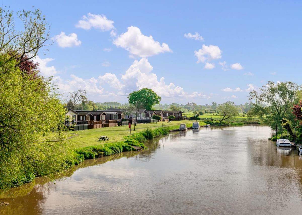 Riverside Park Stratford-upon-Avon Dış mekan fotoğraf